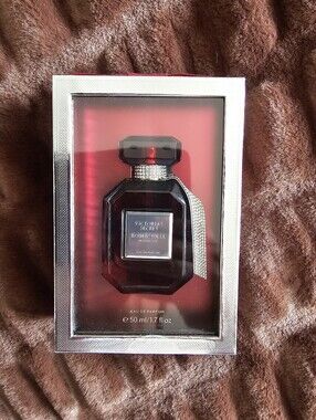 Victoria's Secret Bombshell Midnight Eau de Parfum - 50ml